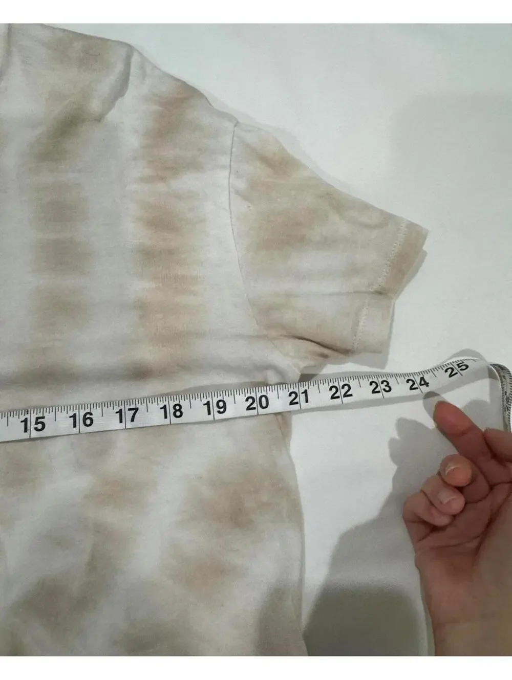 Old Navy Beige Tan Tie Dye Cropped Tee Shirt Casual Neutral Short Sleeve- Medium - Picture 6 of 7